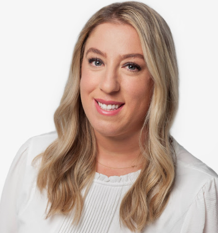 Headshot of Jenna Dagley